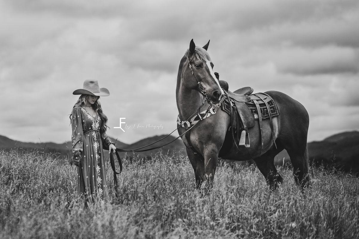 Laze L Farm Photography | Western Lifestyle | Taylorsville NC | girl standing next to horse