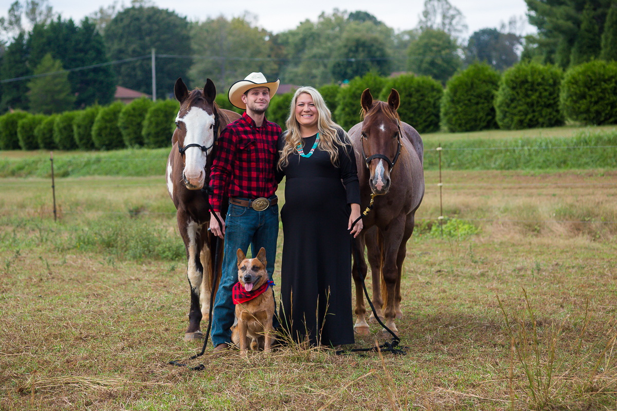 Laze L Farm Photography | Maternity Session | Statesville NC | Maternity with horses