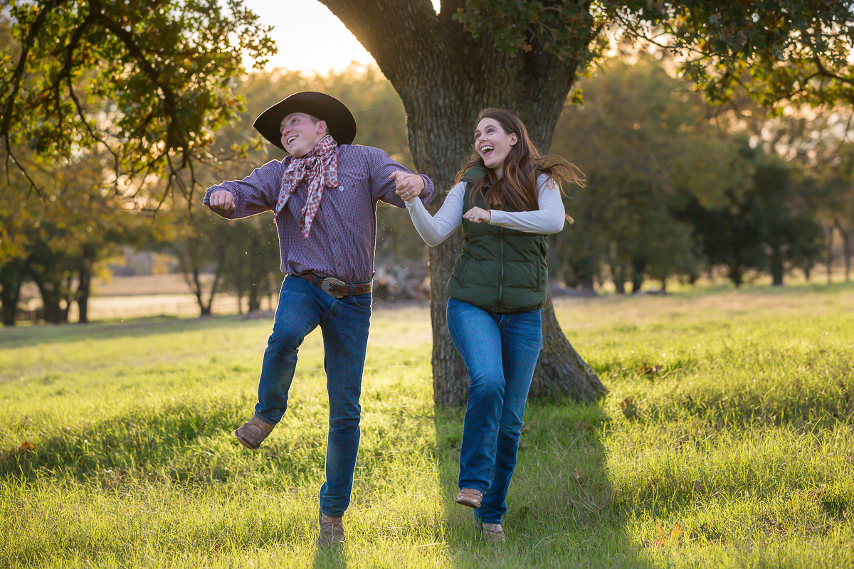 Laze L Farm Photography | Oklahoma Engagement | Ardmore OK | couple skipping
