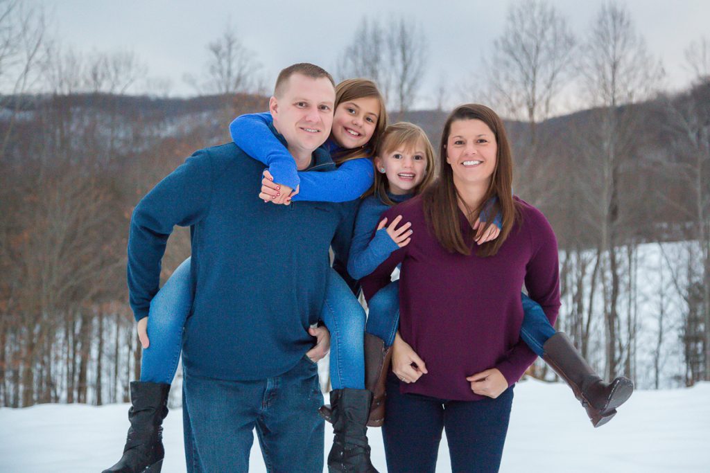 Klasett Family | Snow Session | Taylorsville NC - Laze L Farm Photography