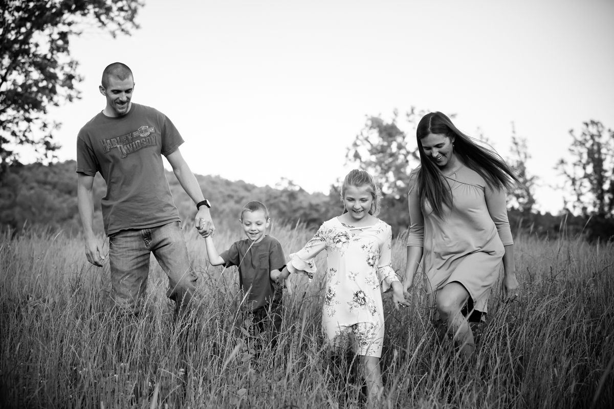 Laze L Farm Photography | Barnes Family | Farm Session | Taylorsville NC | family walking through field