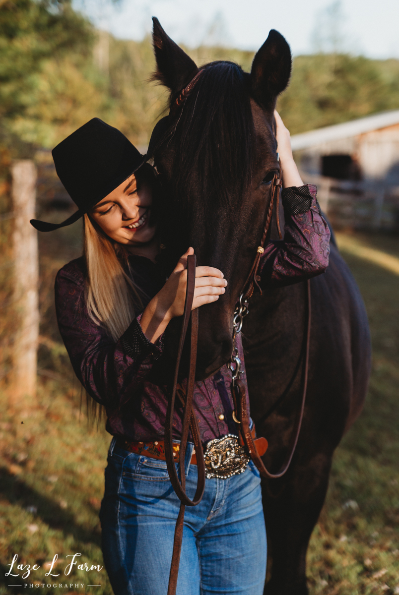 Laze L Farm Photography | Western Equine Photography | Payton Bush | Taylorsville NC | Cowgirl Hugging Her Horse