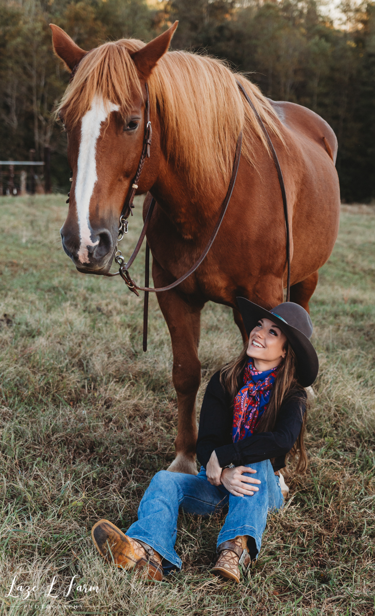 Laze L Farm Photography | Western Equine Session | Taylorsville NC | Girl Sitting Next To Horse