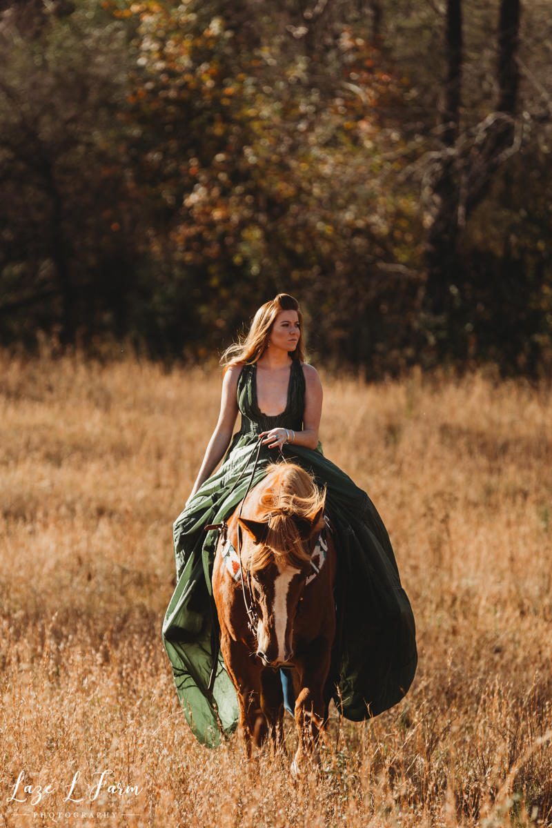 Laze L Farm Photography | Parachute Dress Photoshoot | Lenoir NC | parachute dress on horseback