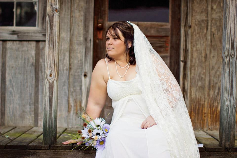 Laze L Farm Photography | Sarah Loudermilk | Bridal Portraits | a bride sitting on the front porch