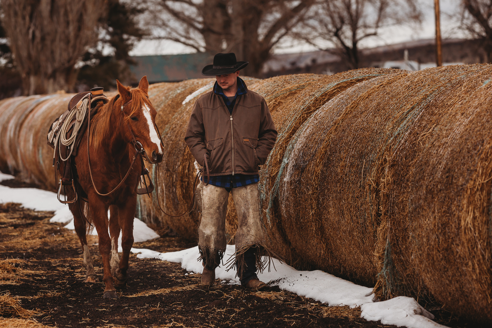 Laze L Farm Photography | CDPhotog Photography Workshop | Burns OR | cowboy walking horse