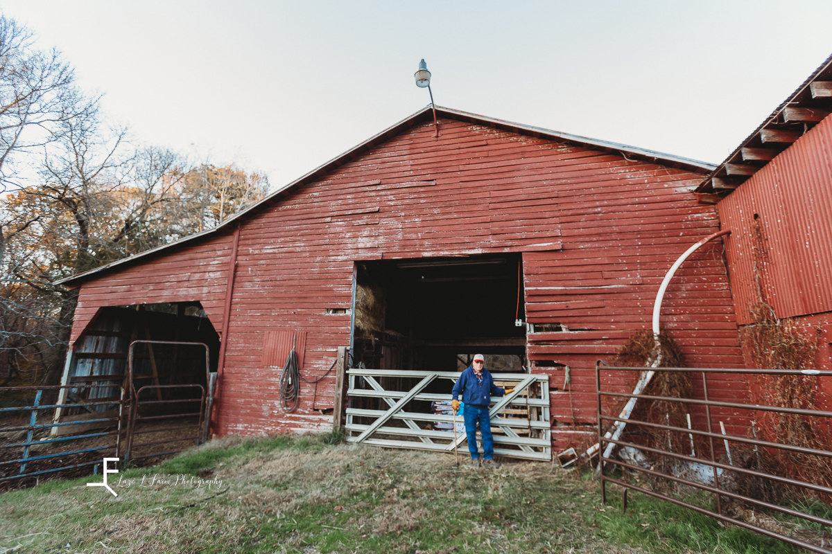 Laze L Farm Photography | Farm Session | Reid Tomlin | Statesville NC | old man and the barn he grew up with