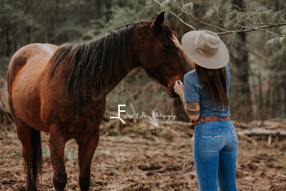 Laze L Farm Photography | NC Equine Photographer | West Jefferson | a cowgirl and her horse