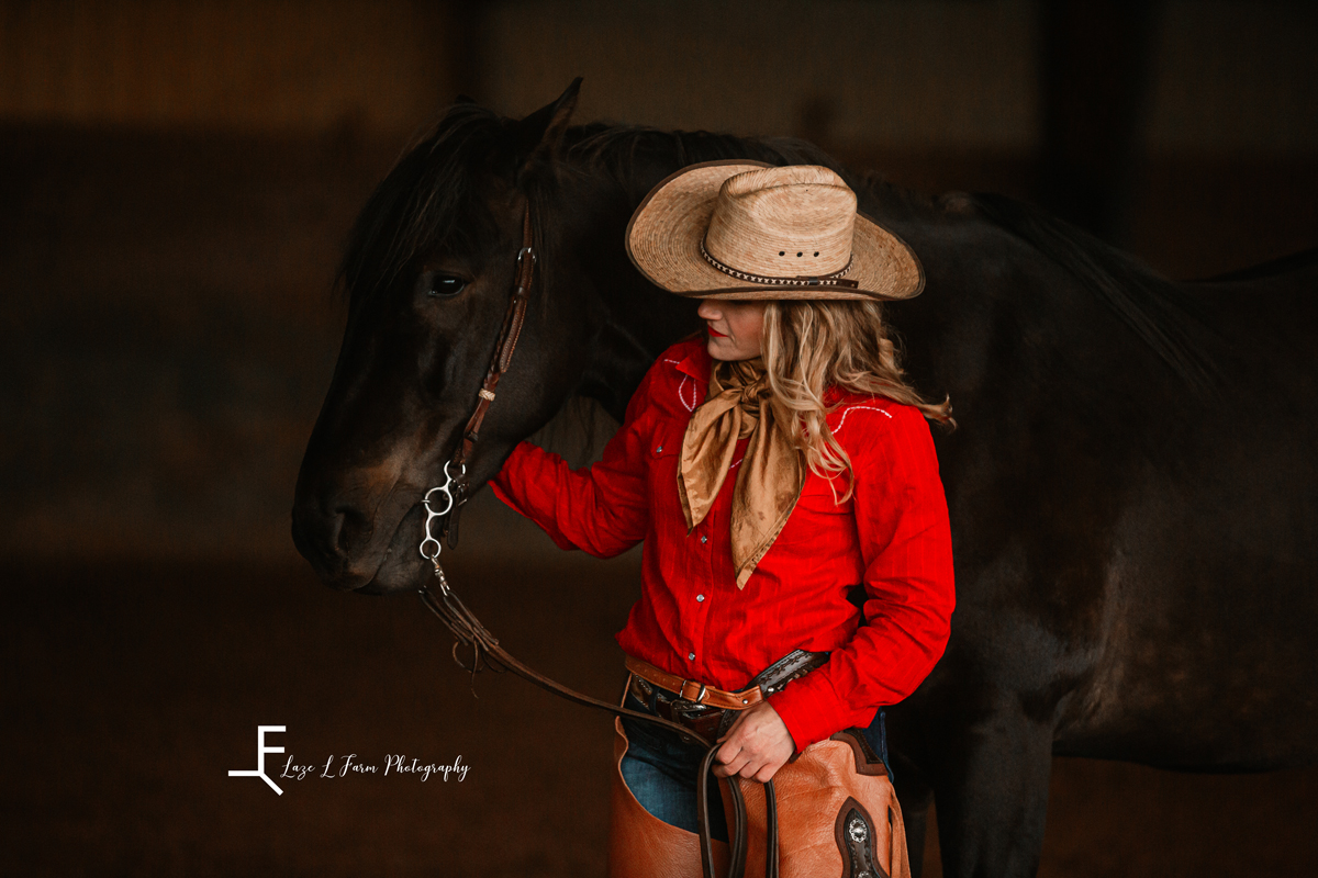 Laze L Farm Photography | Western Fashion | H&H Arena | cowgirl with her horse