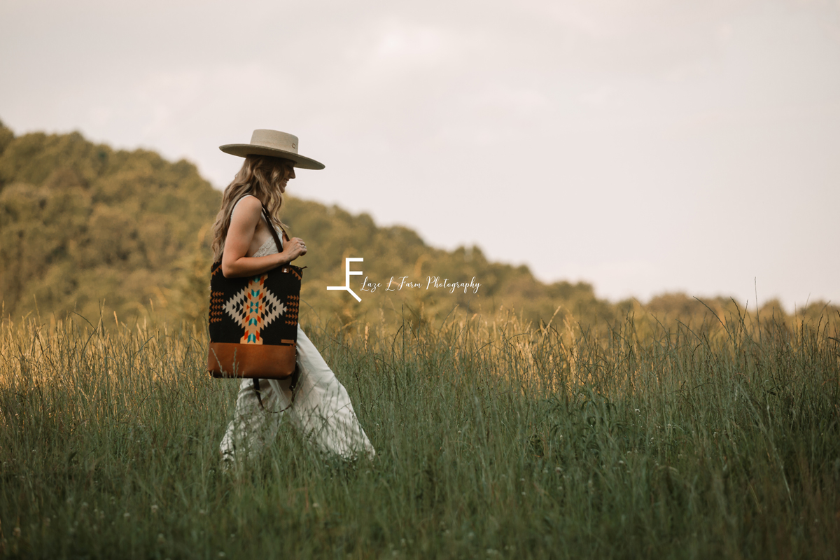 Ashlyn | Western Lifestyle | Taylorsville NC | walking in a field