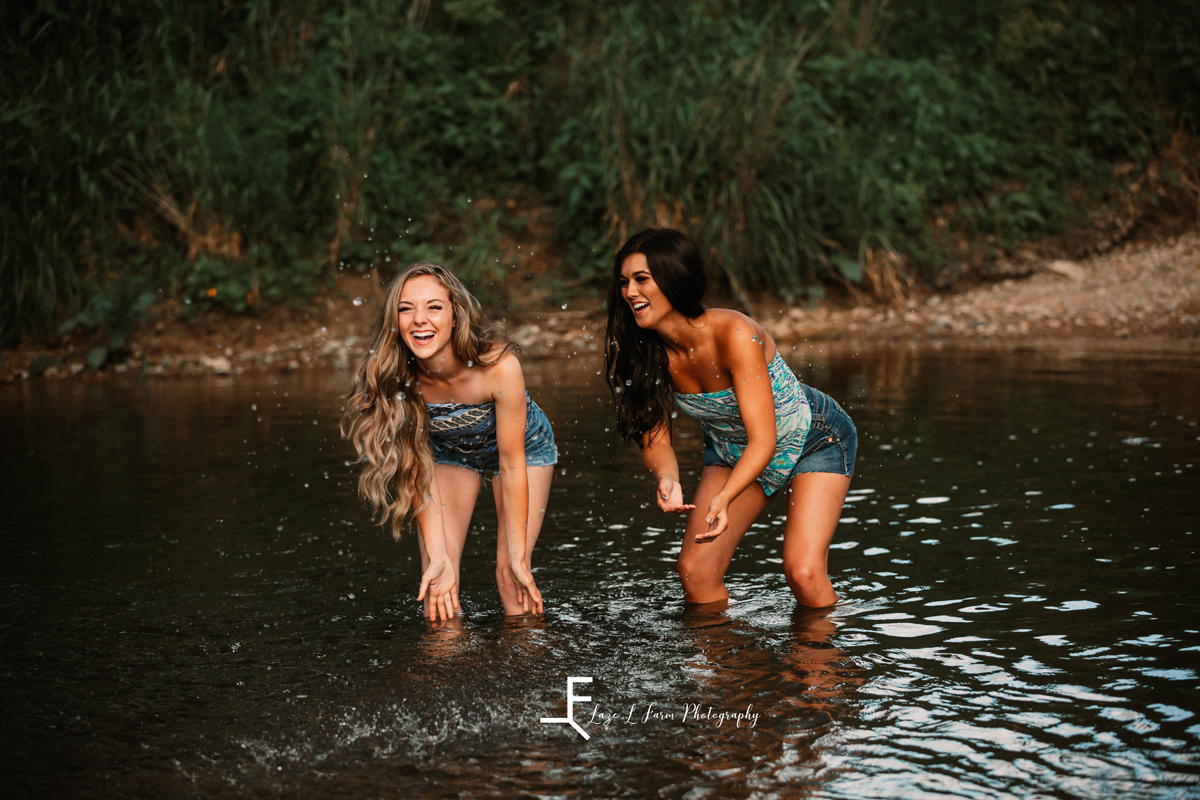 Laze L Farm Photography | Western Fashion | Rural Retreat, VA | Jenna and Ashlyn playing in the river