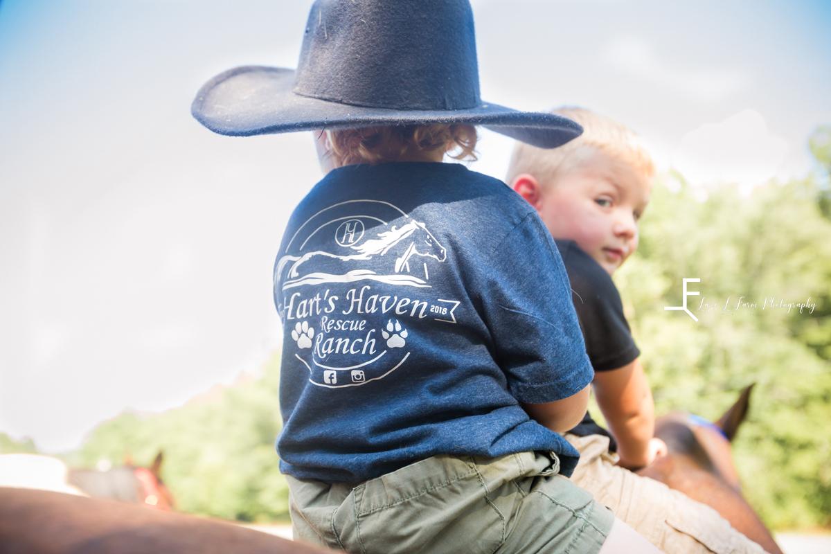 Laze L Farm Photography | Harts General Store | Ice cream | Lenoir NC | Kiddo on horse, t shirt shot