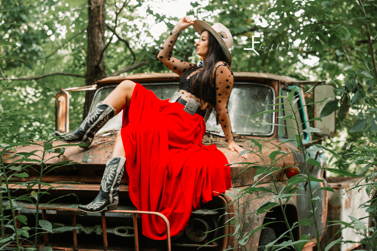 Laze L Farm Photography | Western Fashion | East TN | Sitting pose on old car