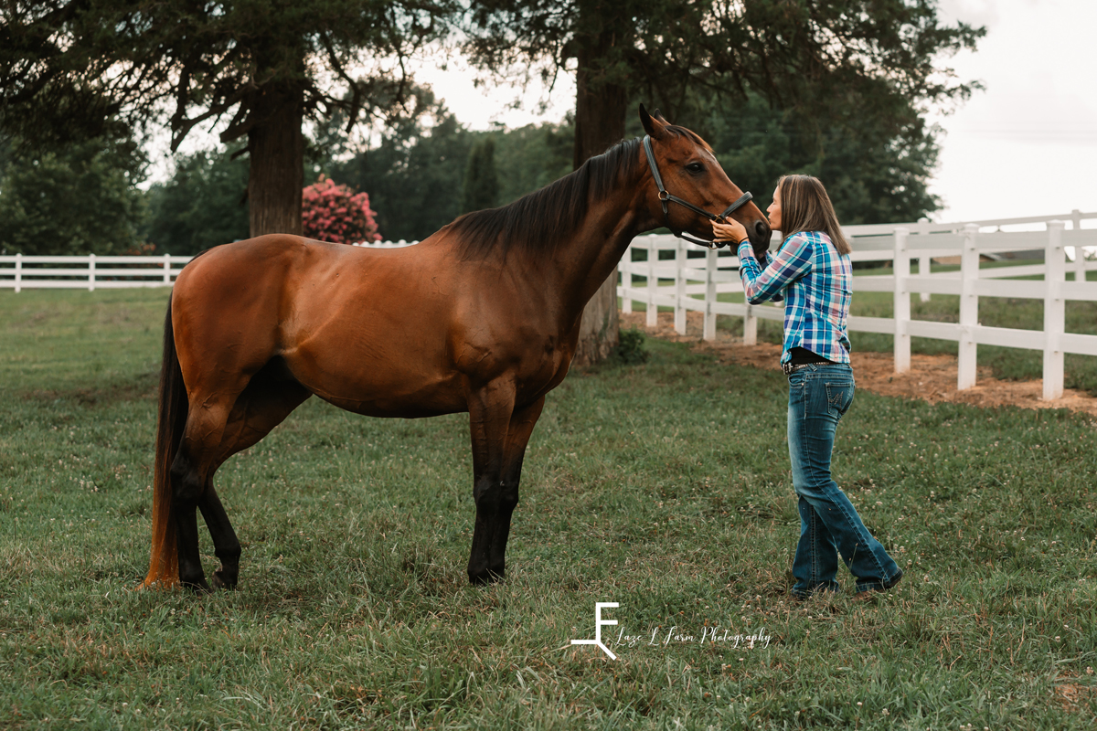 Laze L Farm Photography | Equine Photography | Abbot Creek Stable | Person 2 kissing horse