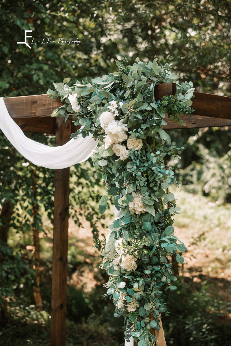 Laze L Farm Photography | Wedding Photography | Hickory NC | Floral detail