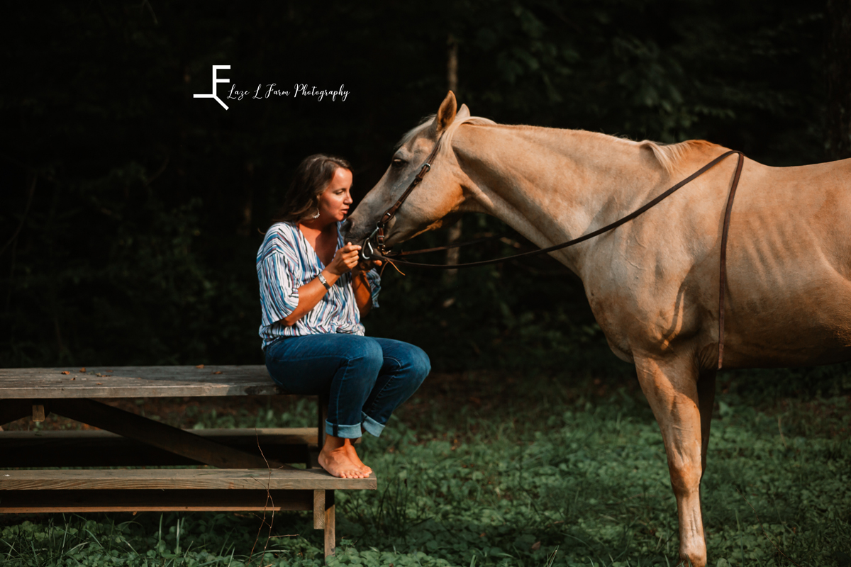 Laze L Farm Photography | Equine Photography | Lenoir NC | minda kissing dewey