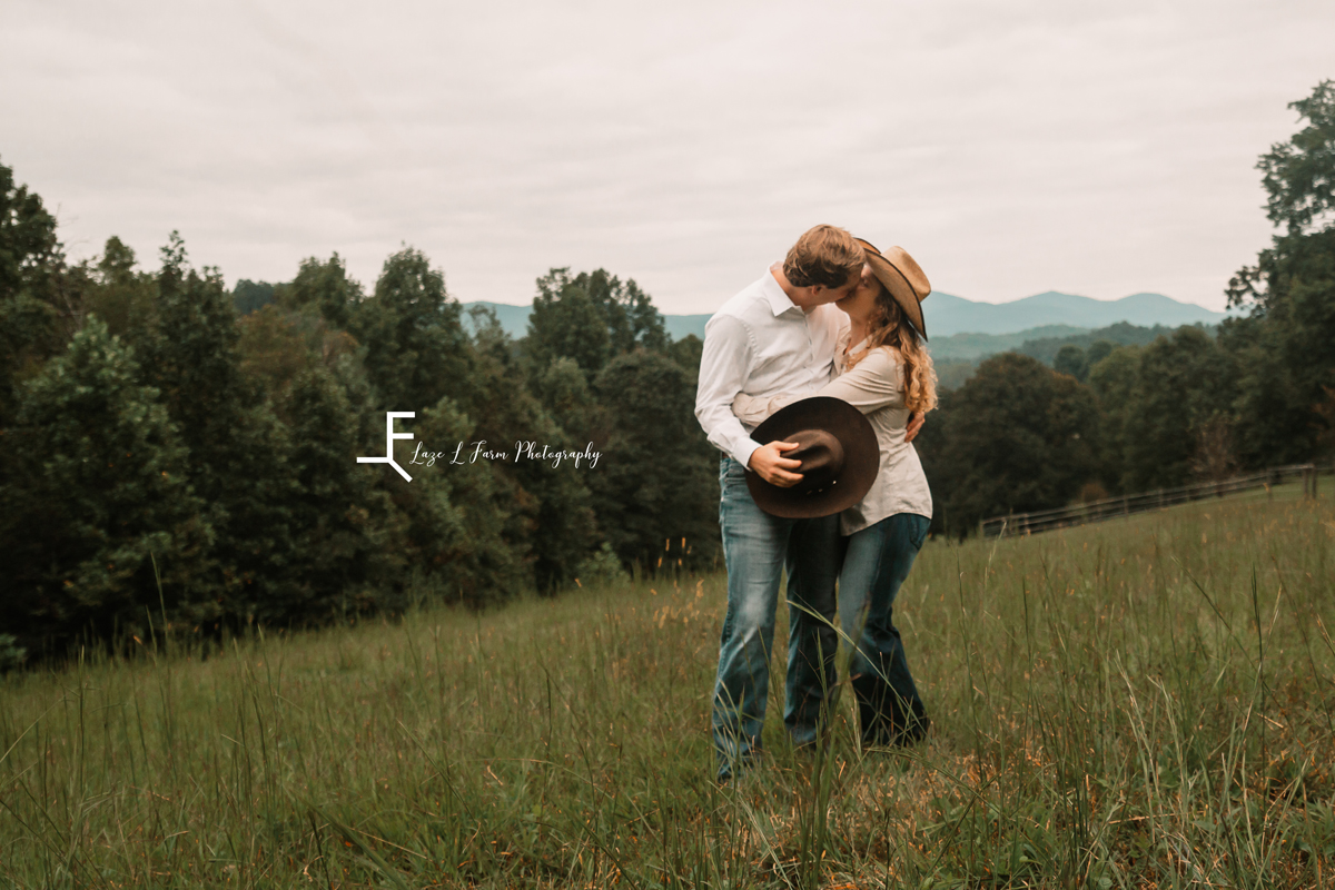 Laze L Farm Photography | Farm Session | Moravian Falls NC | Couple kissing