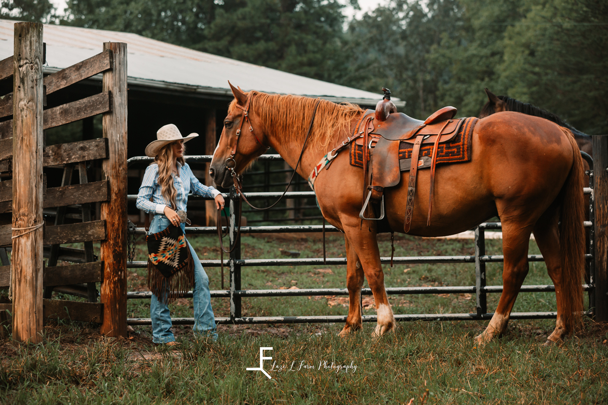 Laze L Farm Photography | Western Lifestyle | Taylorsville NC | Ashlyn standing with horse