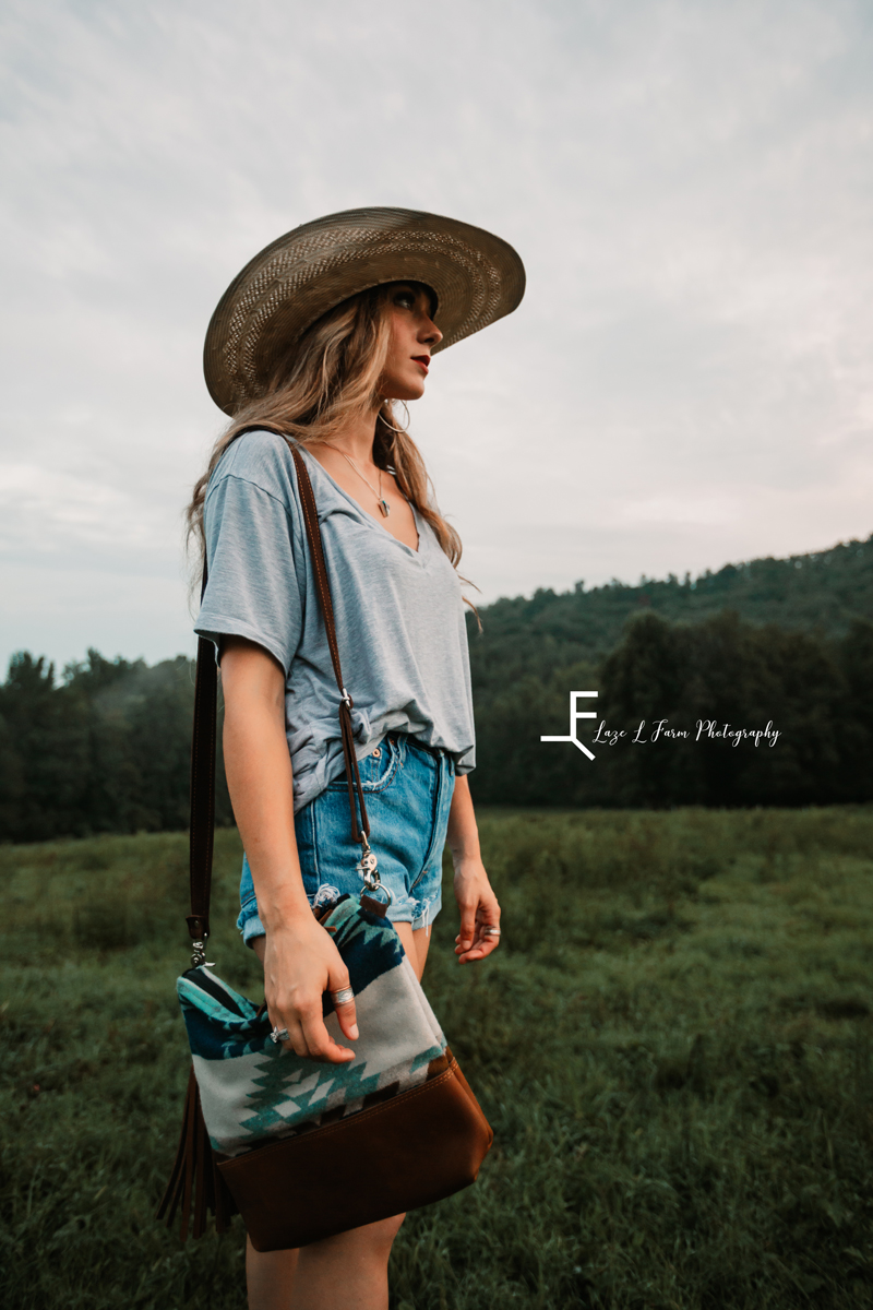 Laze L Farm Photography | Western Lifestyle | Taylorsville NC | Posing with the bag