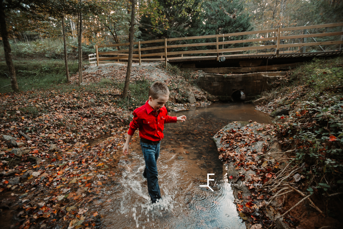 Laze L Farm Photography | Farm Session | Taylorsville NC | kicking water in the stream