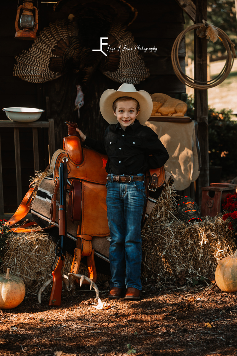 Laze L Farm Photography | Farm Session | Taylorsville NC | western backdrop