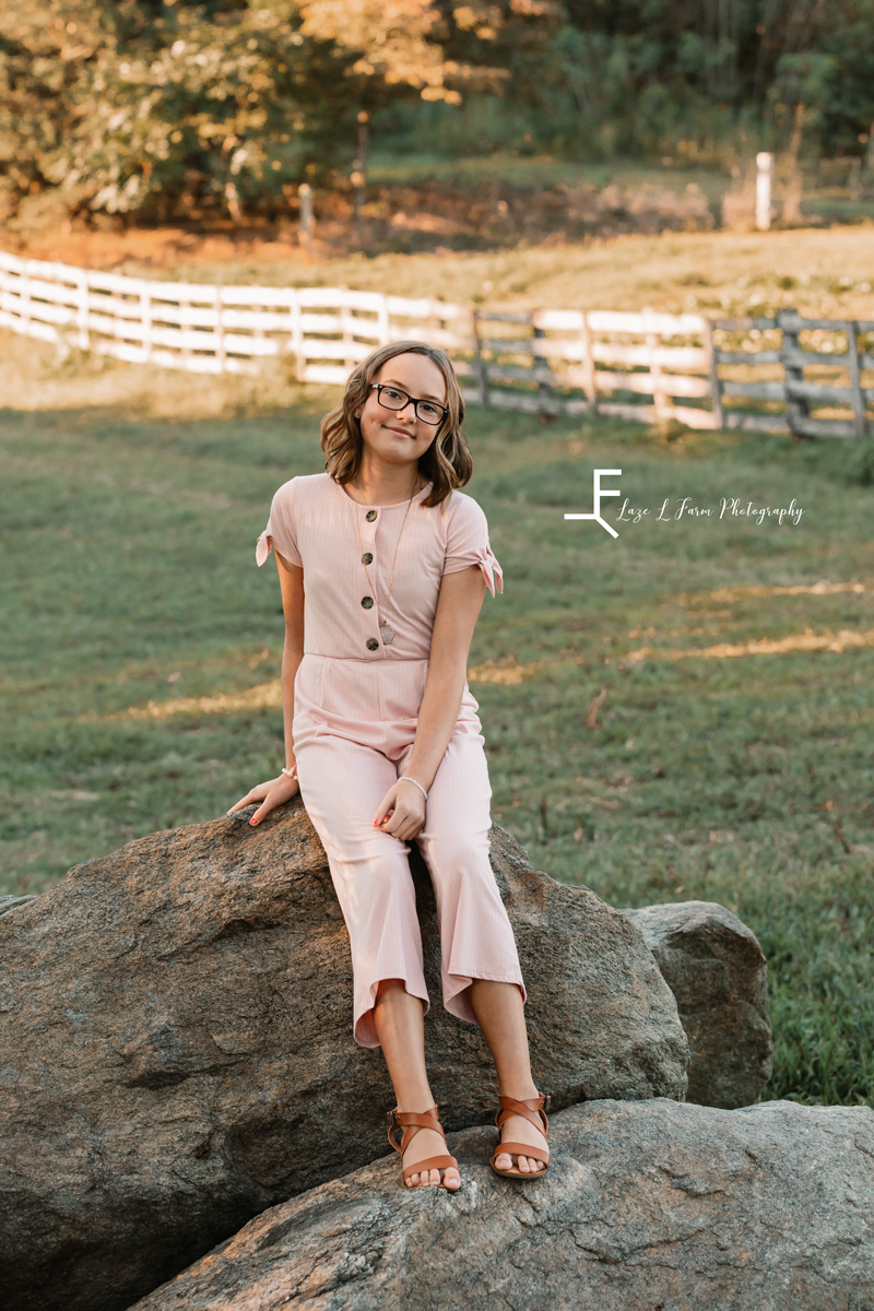 Laze L Farm Photography | Farm Session | Taylorsville NC | older sister posing