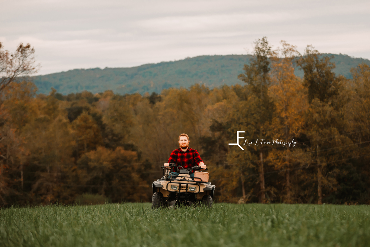 Laze L Farm Photography | Senior Pictures | Taylorsville NC | riding the fourwheeler