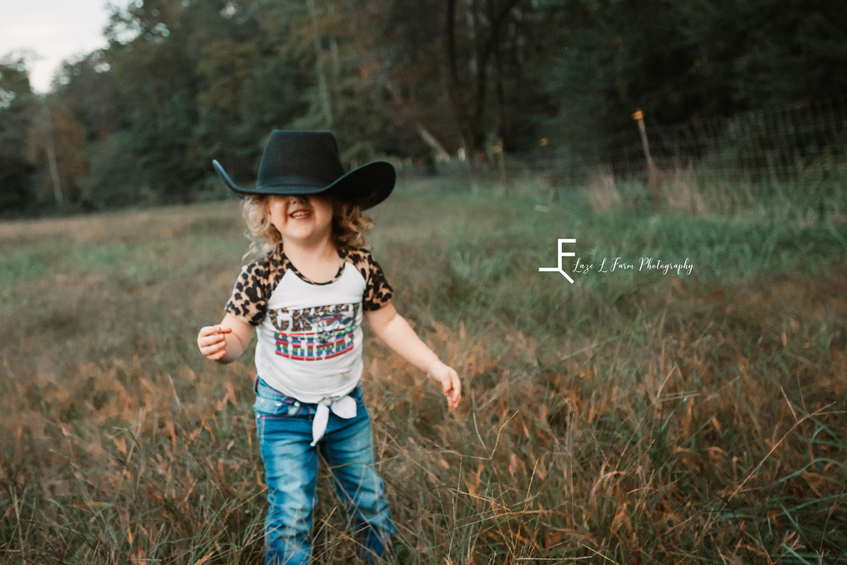 Laze L Farm Photography | Western Lifestyle | Taylorsville NC | kiddo playing in the grass