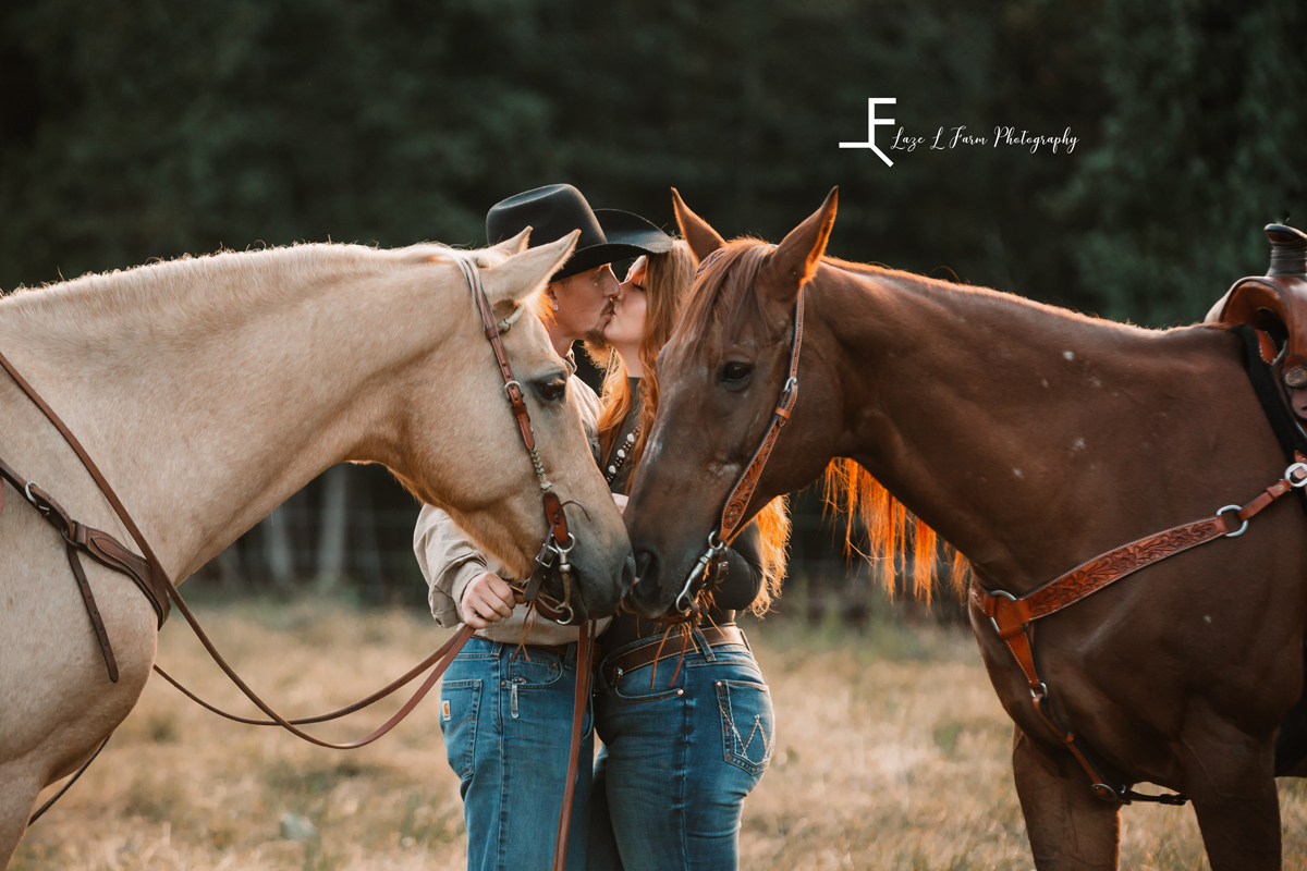 Laze L Farm Photography | Western Lifestyle | Taylorsville NC | kissing while horses kiss