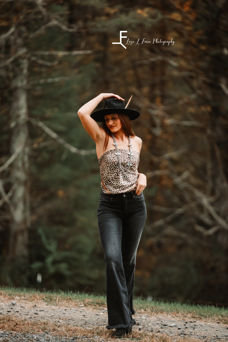 Laze L Farm Photography | Western Lifestyle | West Jefferson NC | posing in outfit 1