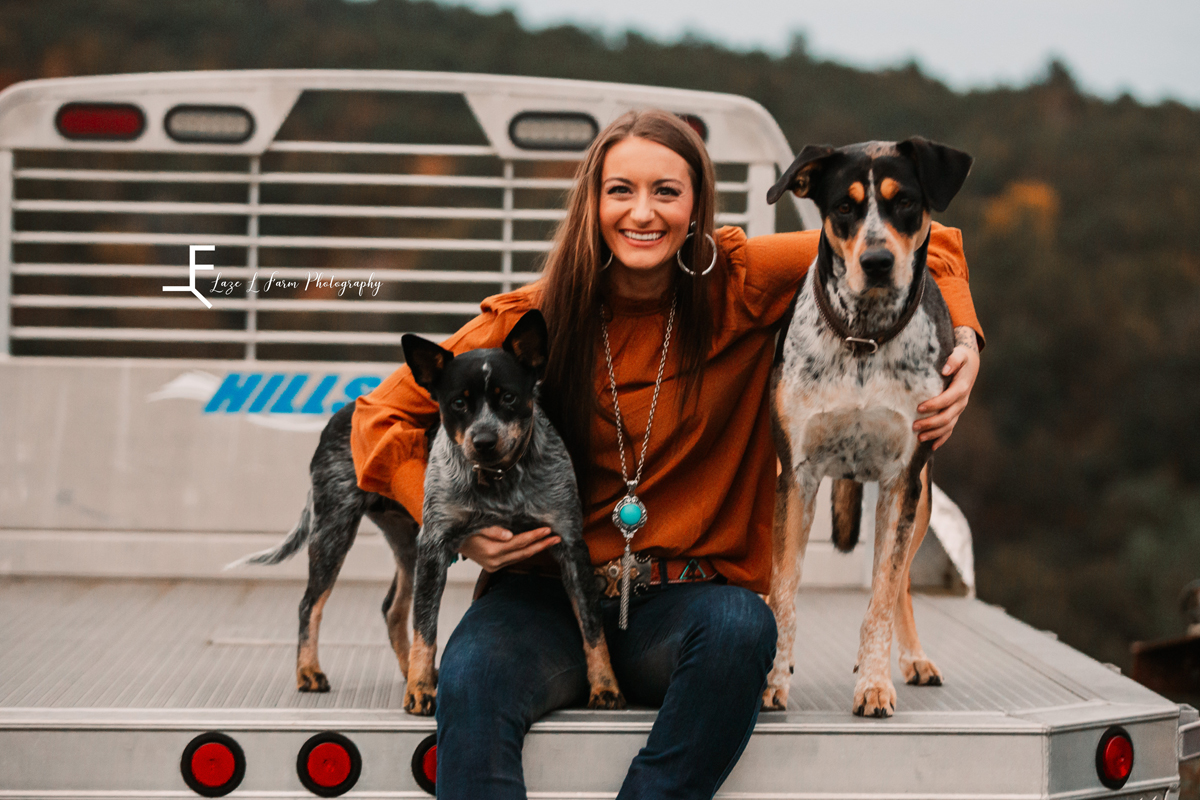 Laze L Farm Photography | Western Lifestyle | West Jefferson NC | kristan posing with the dogs