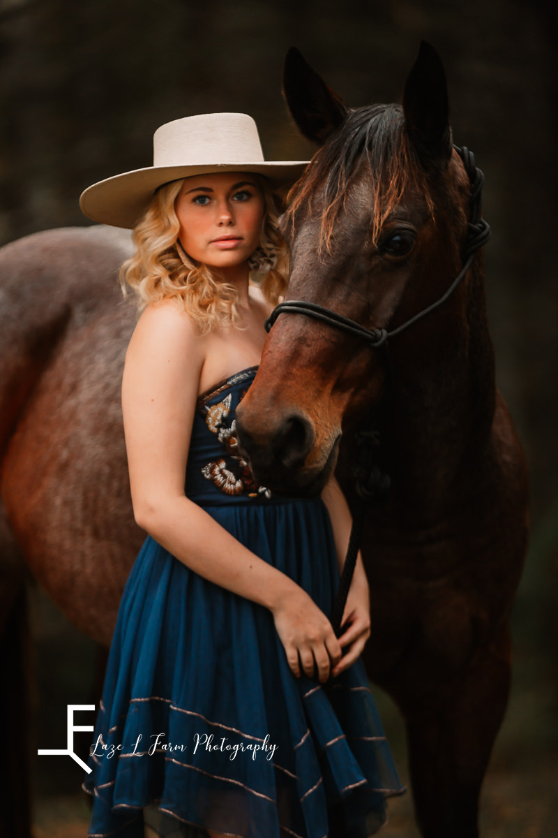 Laze L Farm Photography | Western Lifestyle | West Jefferson NC | posing holding the lead rope