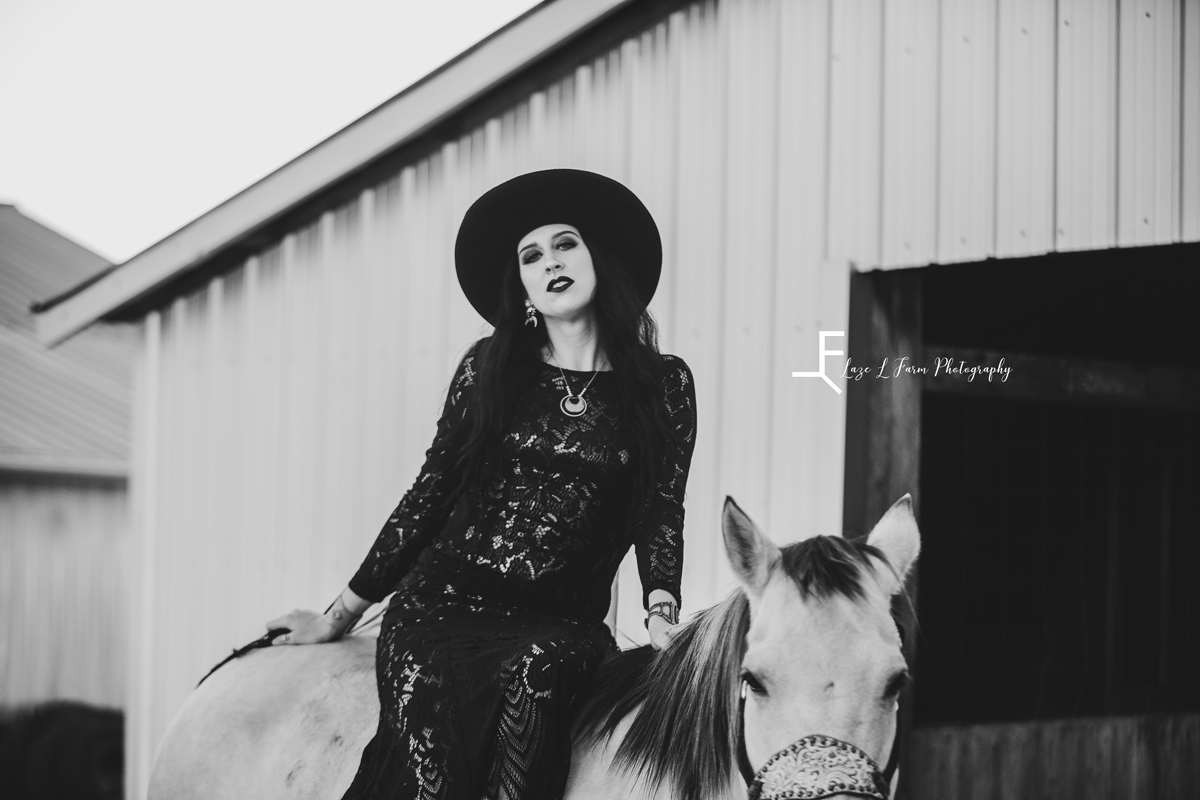 Laze L Farm Photography | Bridal Portraits | Liberty NC | riding her horse, black and white