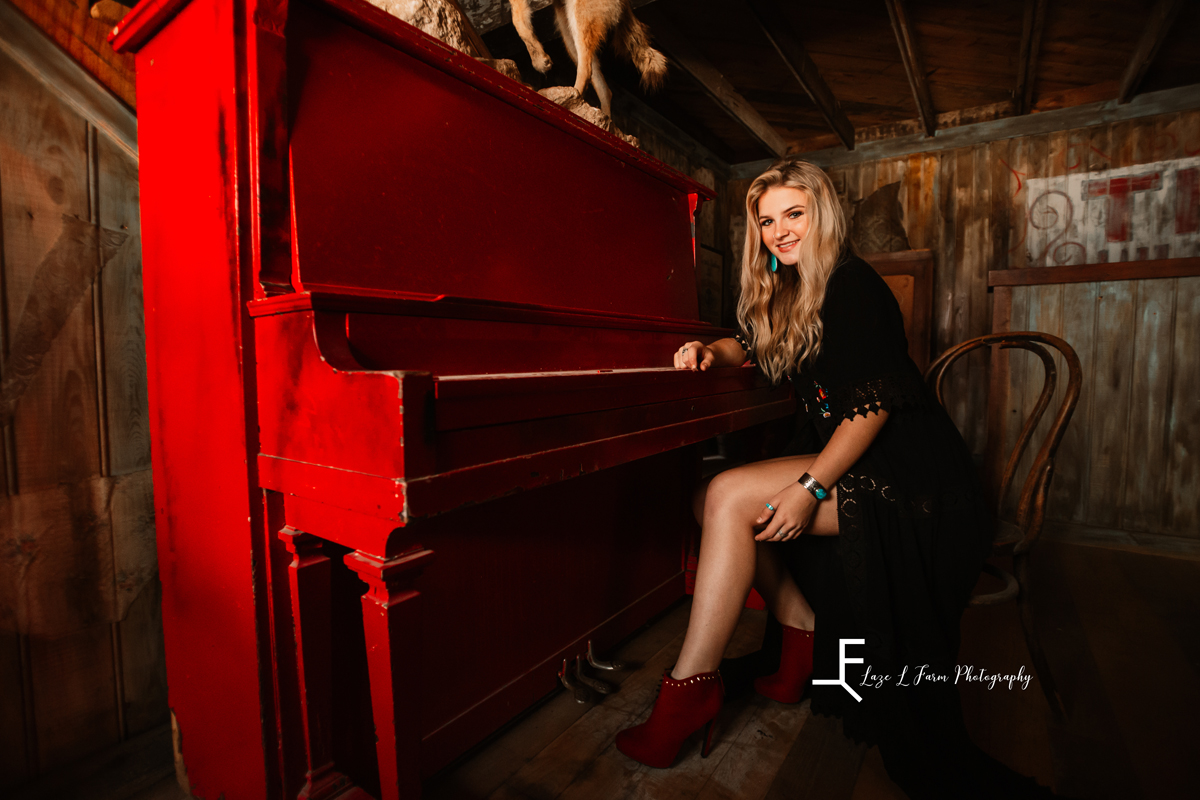 Laze L Farm Photography | Senior Photography | Equine Photography | sitting at the piano