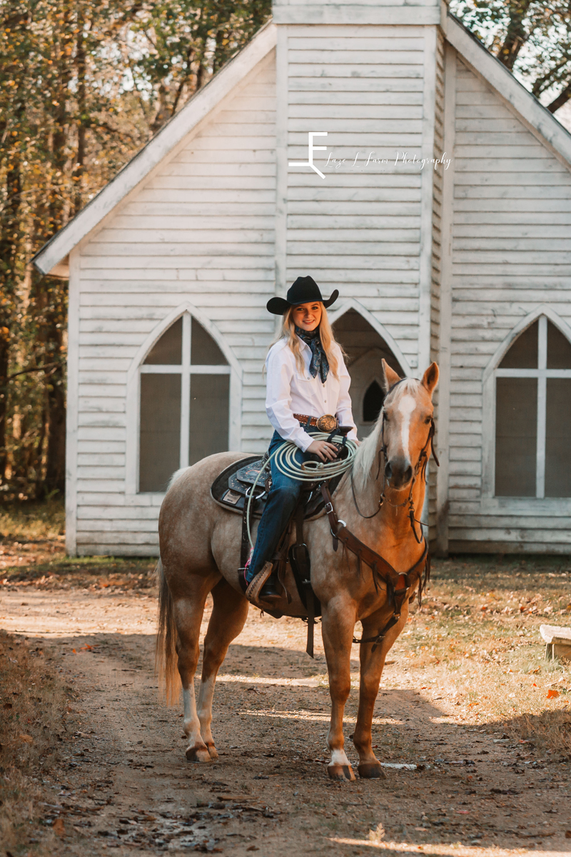 Laze L Farm Photography | Senior Photography | Equine Photography | on horseback