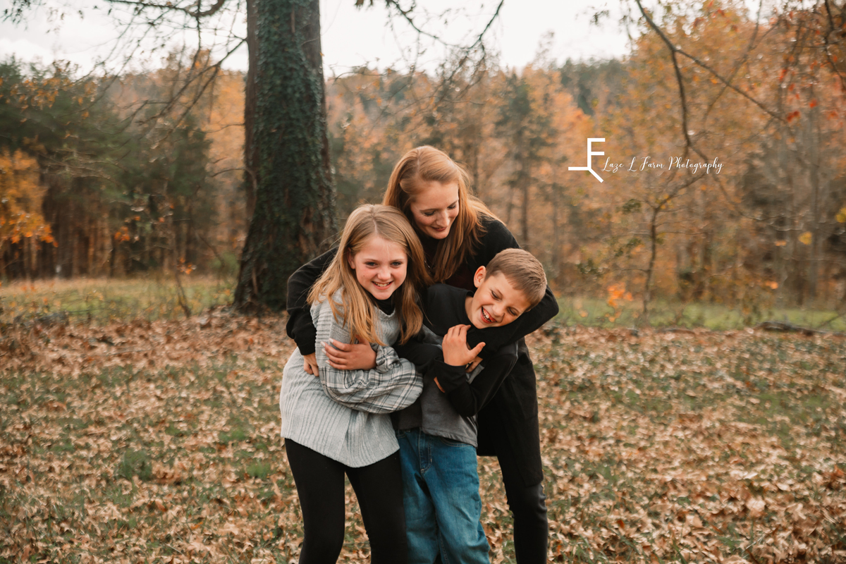 Laze L Farm Photography | Farm Session | Taylorsville NC | mom playing with her kids