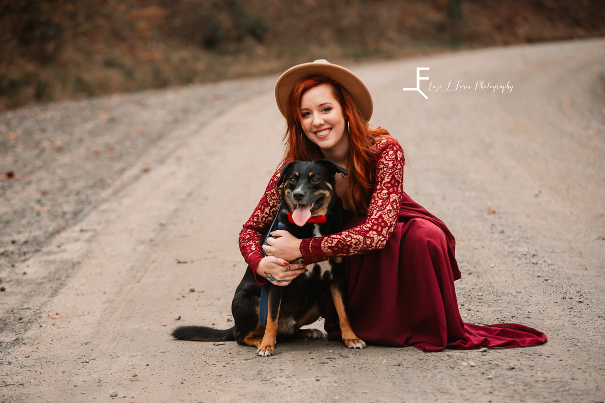 Laze L Farm Photography | Farm Session | Taylorsville NC | sydney with the dog