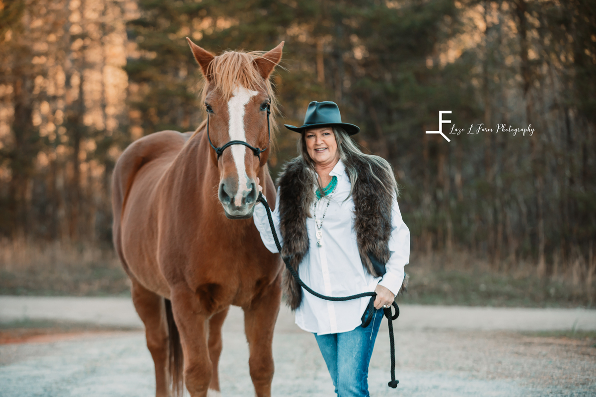 Laze L Farm Photography | western Lifestyle | Taylorsville NC | posed, Belinda and horse