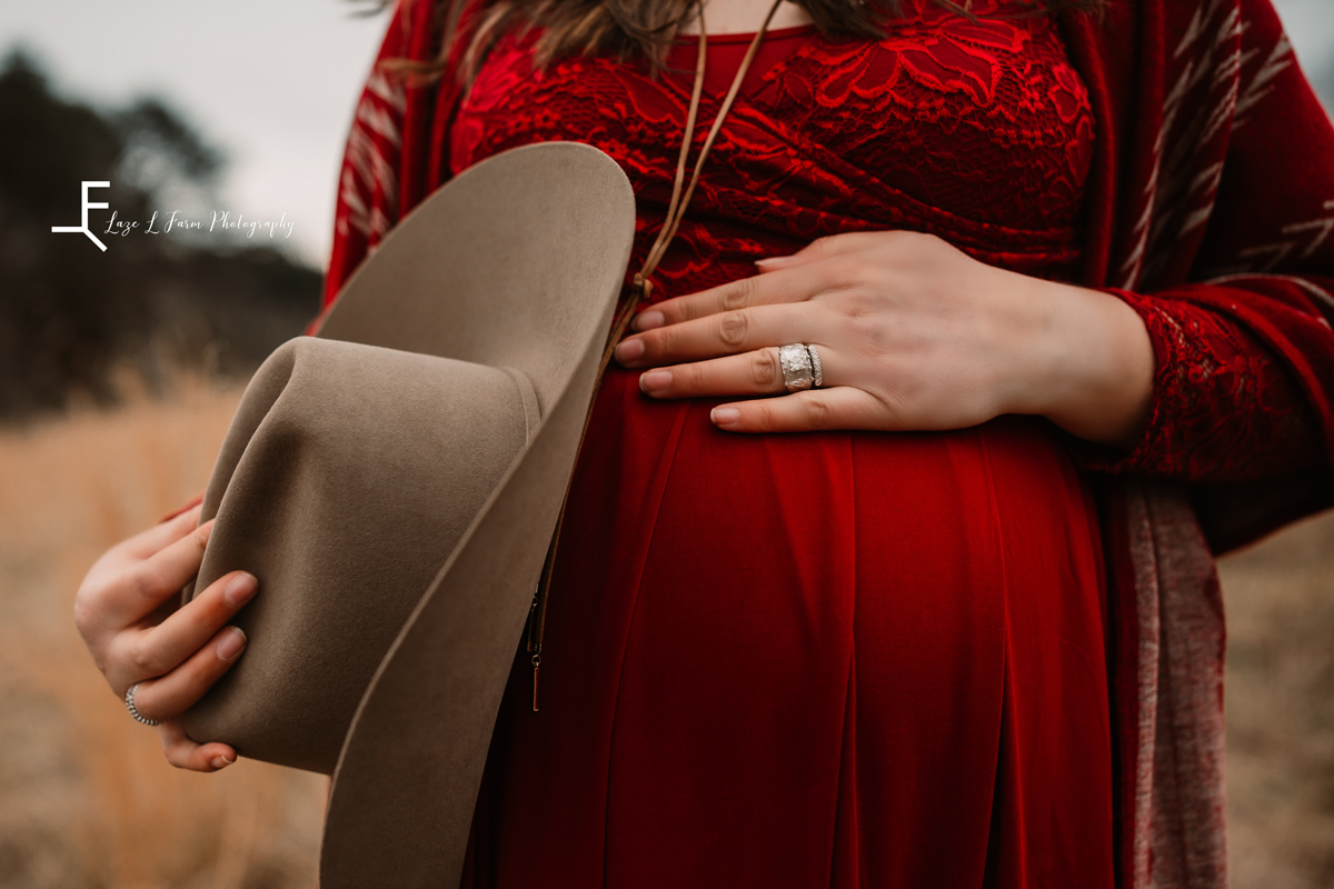 Laze L Farm Photography | Equine Maternity Session | Bethlehem NC | close up and detail of baby belly and hat
