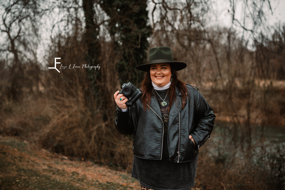 Laze L Farm Photography | Head Shots | Wilkesboro NC | posing with the camera in hand
