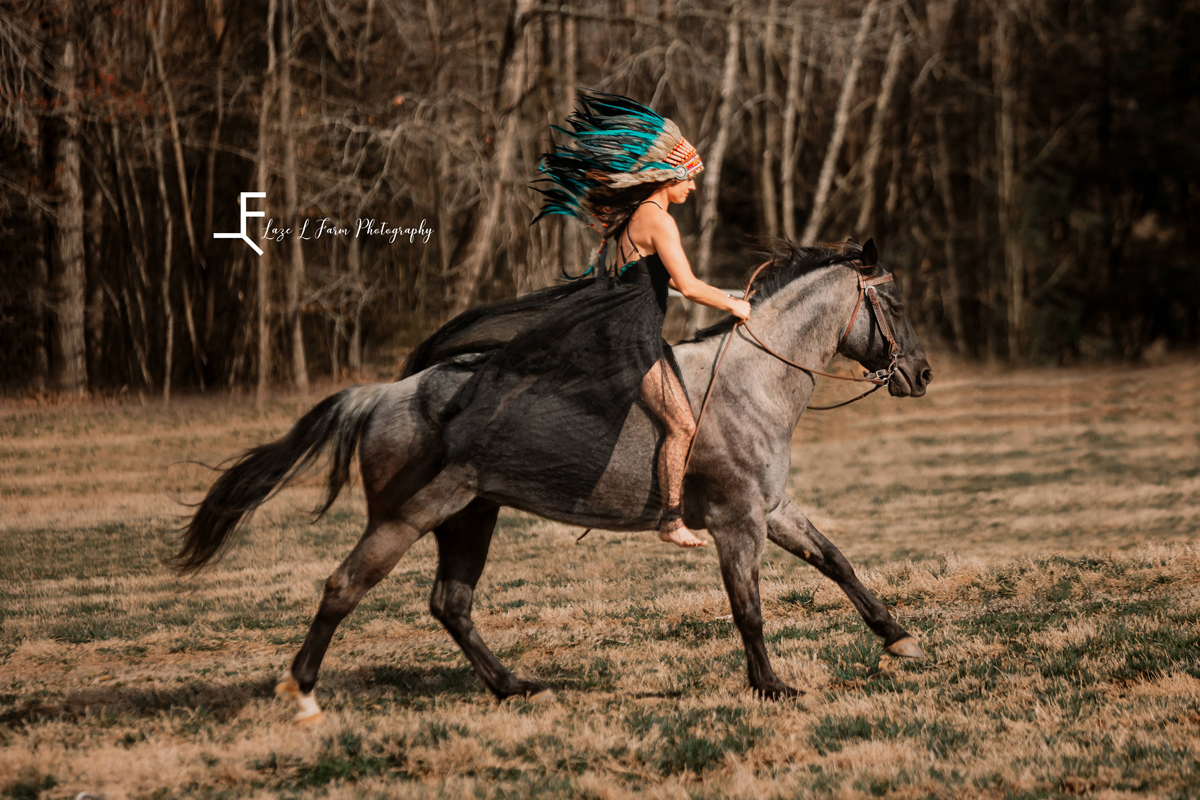 Laze L Farm Photography | Equine Photoshoot | Hamptonville NC | galloping in the field