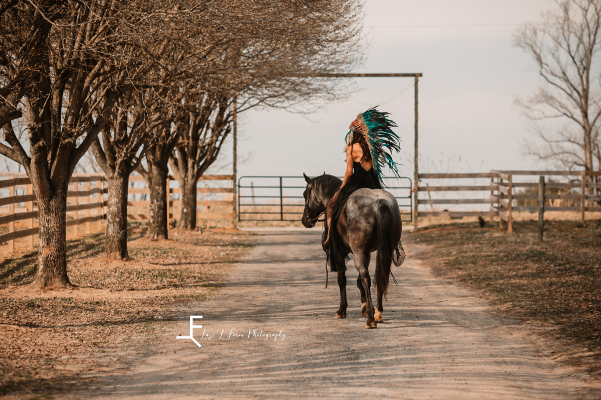 Laze L Farm Photography | Equine Photoshoot | Hamptonville NC | riding horse