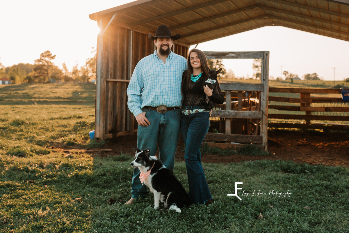 Laze L Farm Photography | Western Engagement Photoshoot | Cowpens SC | posed family photo with the dog
