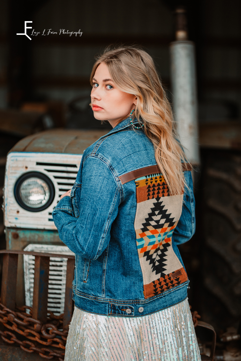 Laze L Farm Photography | Western Fashion Photoshoot | Taylorsville NC | modeling western jacket