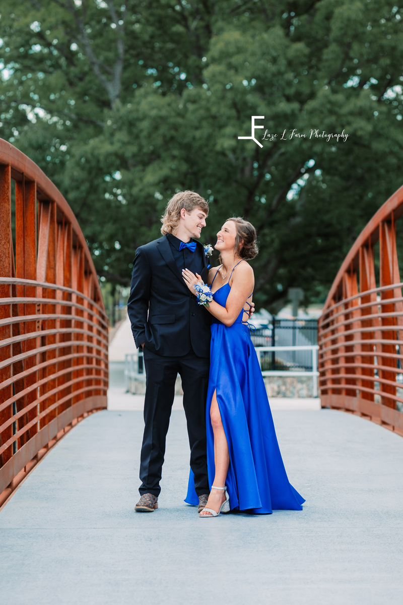 Laze L Farm Photography | Prom 2021 | Hickory NC | couple posing together on bridge