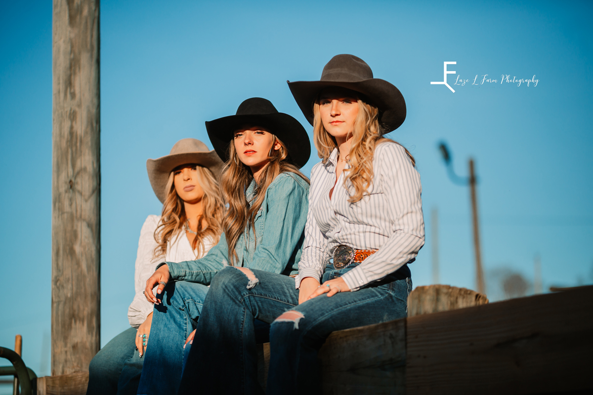 Laze L Farm Photography | Western Lifestyle Photoshoot | Wytheville Va | three cowgirls sitting together