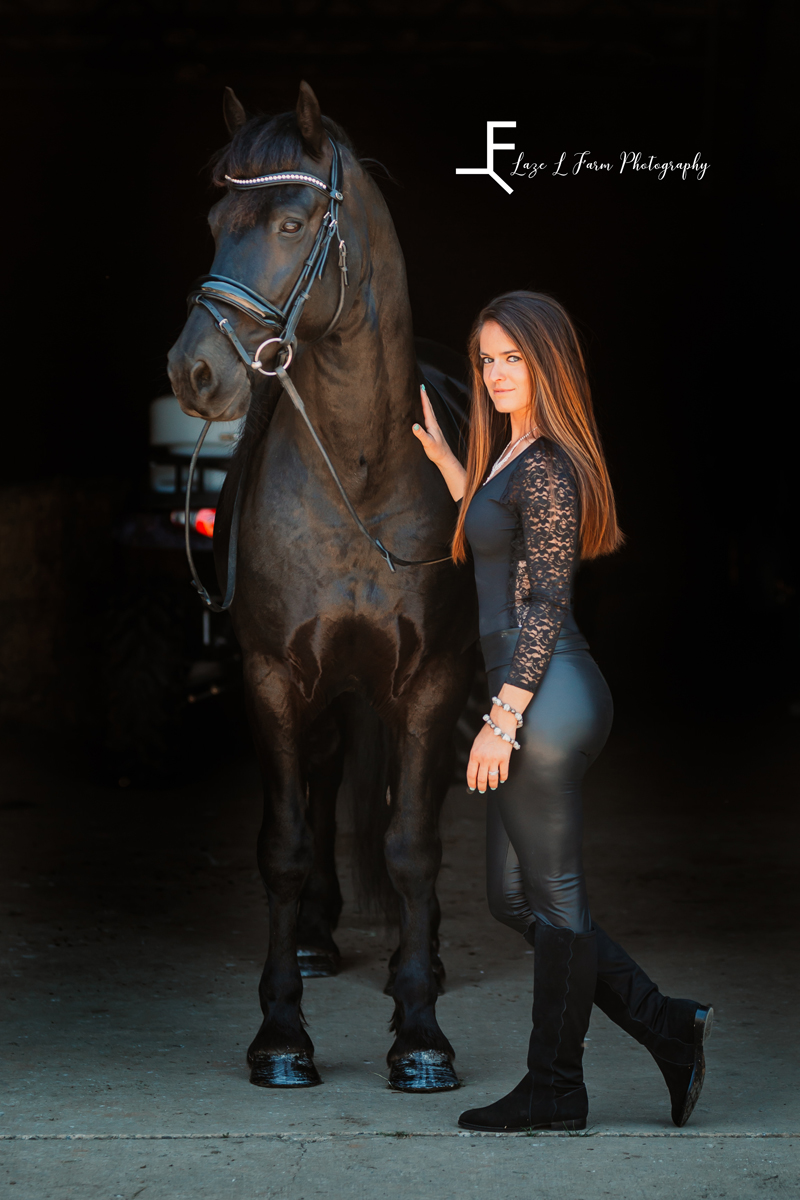 Laze L Farm Photography | Magical Equine Photoshoot | Hamptonville NC | standing next to horse