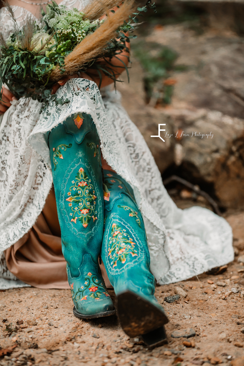 bride with turquoise boots