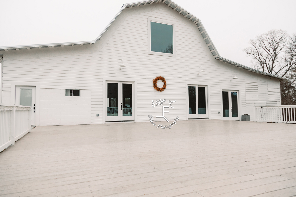 NC Wedding Venue Ellendale Farms Taylorsville NC Laze L Farm Photography