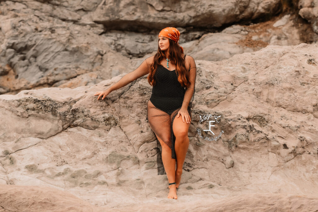 Savannah leaning against rocks